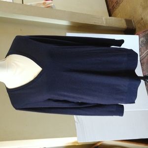 GUC. Lucky Brand v-neck long sleeve lightweight sweater.